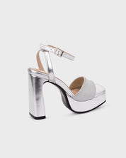 NYRA PLATA