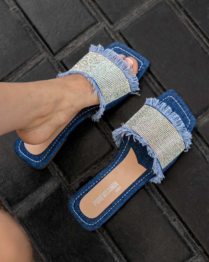 MAYA DENIM
