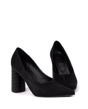 ADELA TACON NEGRO