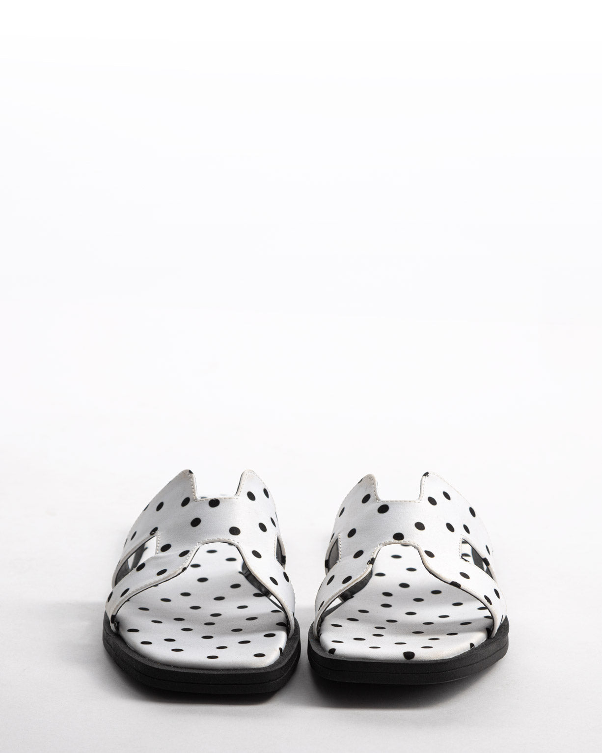 BIANKA BLANCO LUNARES FLATS