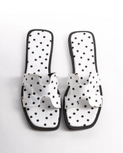 BIANKA BLANCO LUNARES FLATS