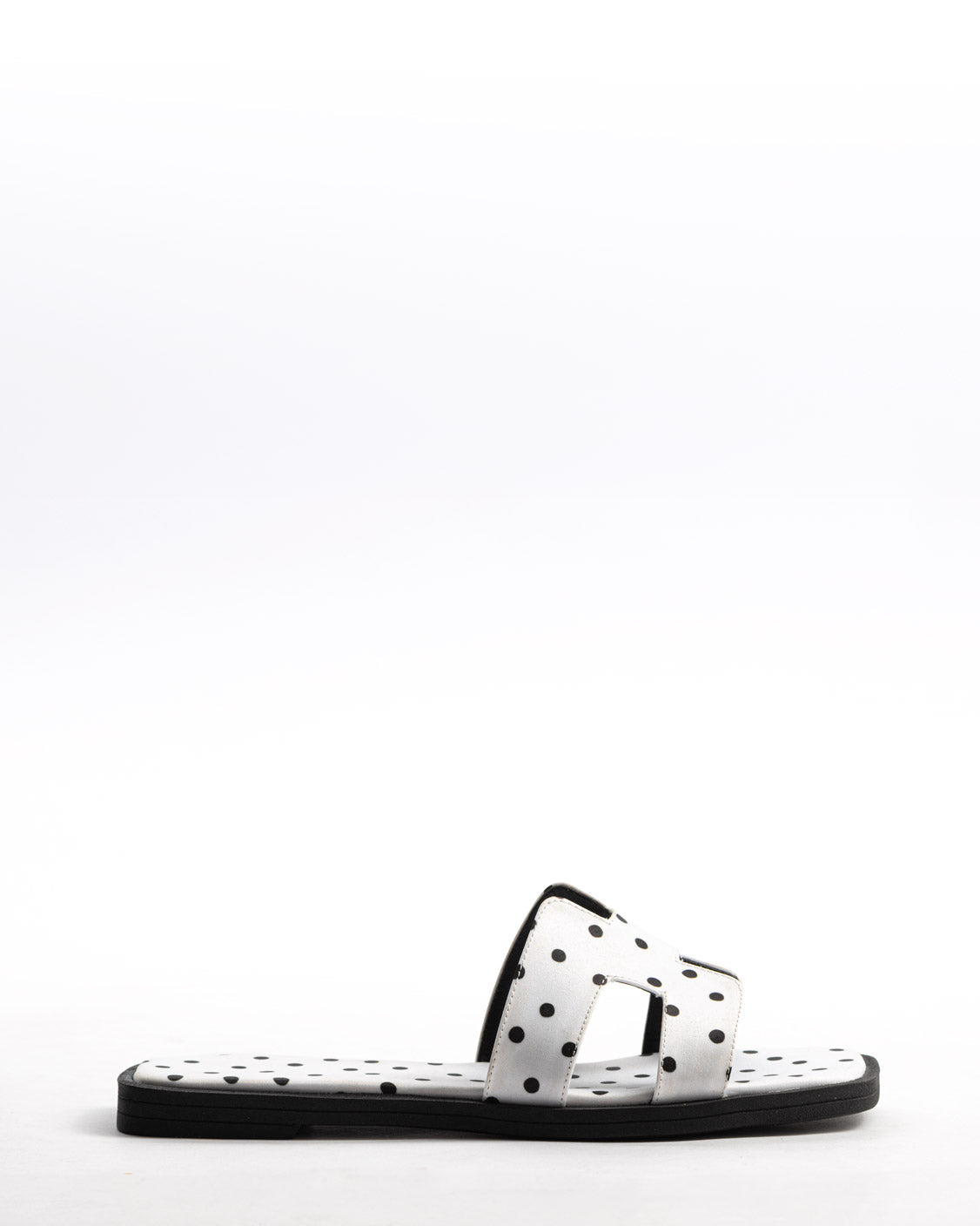 BIANCA-BLANCO-LUNARES-FLATS.jpg