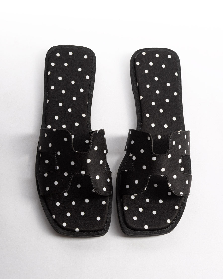 BIANKA NEGRO LUNARES FLATS