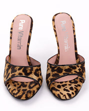 KATE LEOPARDO