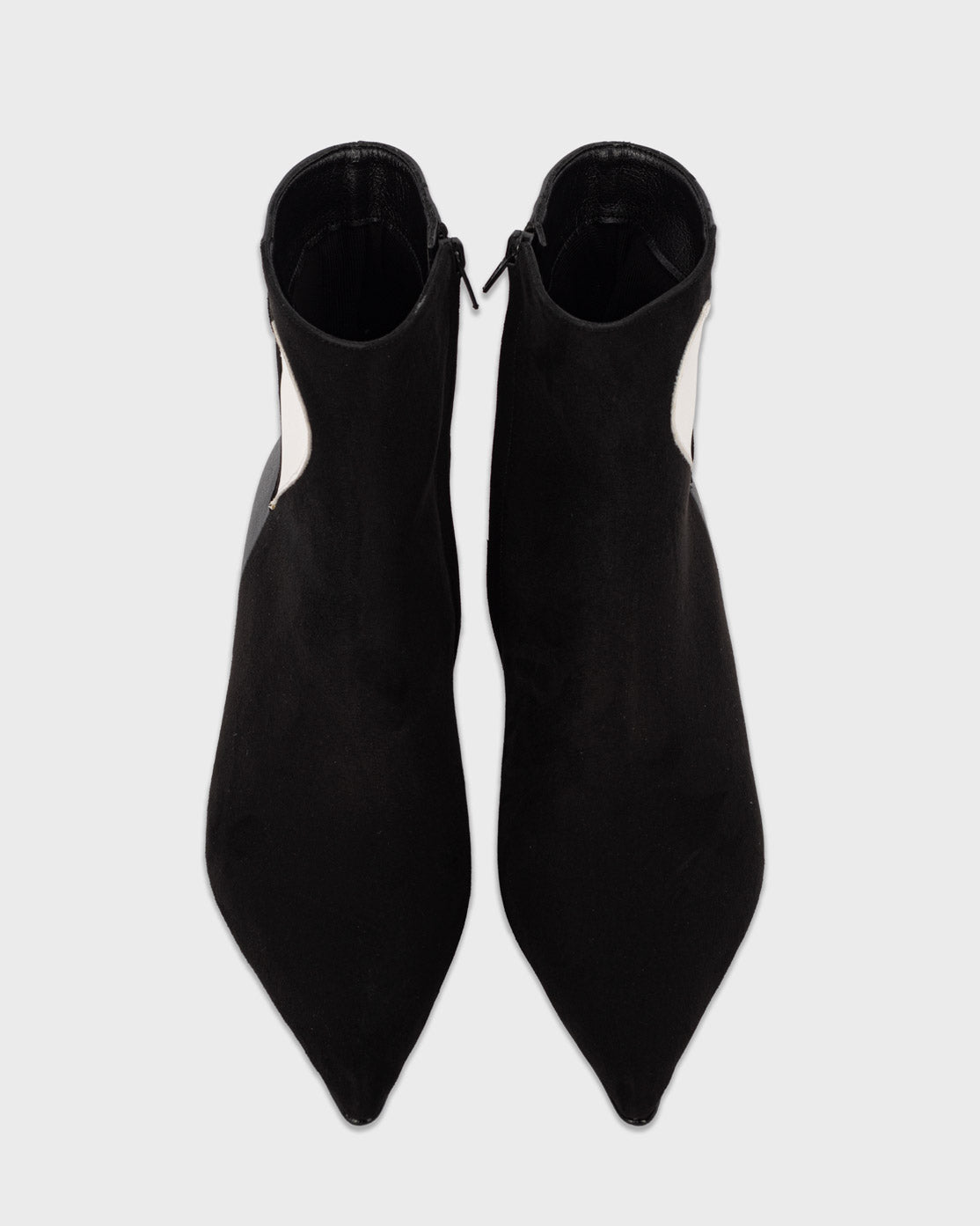 LOVE-BOOT-3.jpg