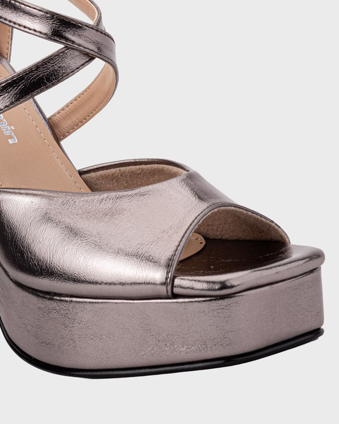 LUZIA PLATA