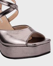 LUZIA PLATA