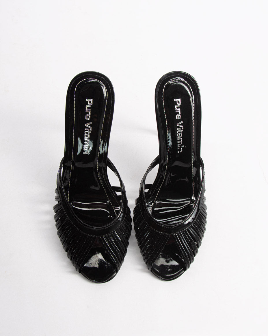 SUNNY BLACK