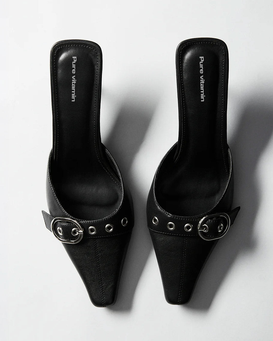 THE SIENNA BLACK