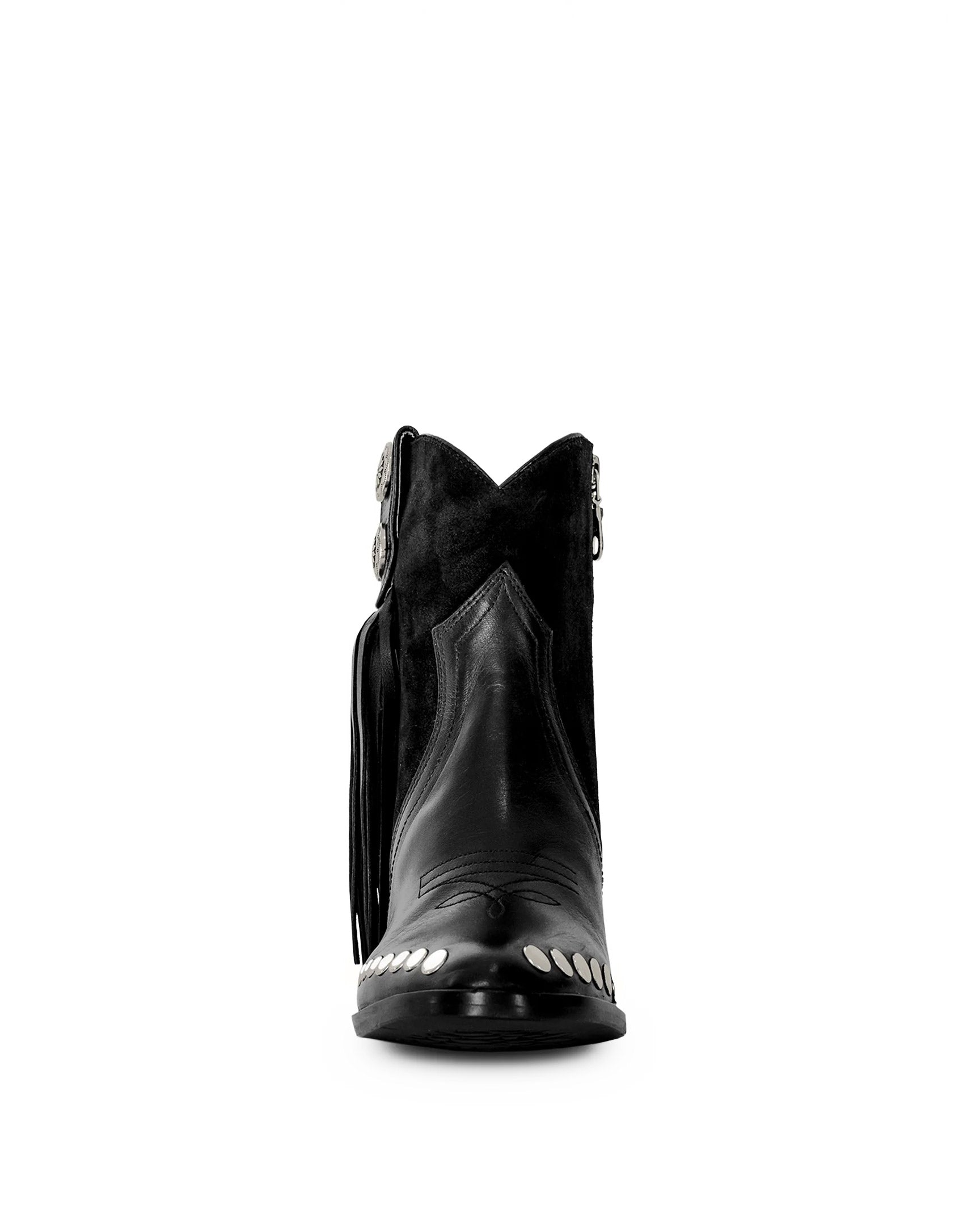 TYRO-NEGRO-1.jpg
