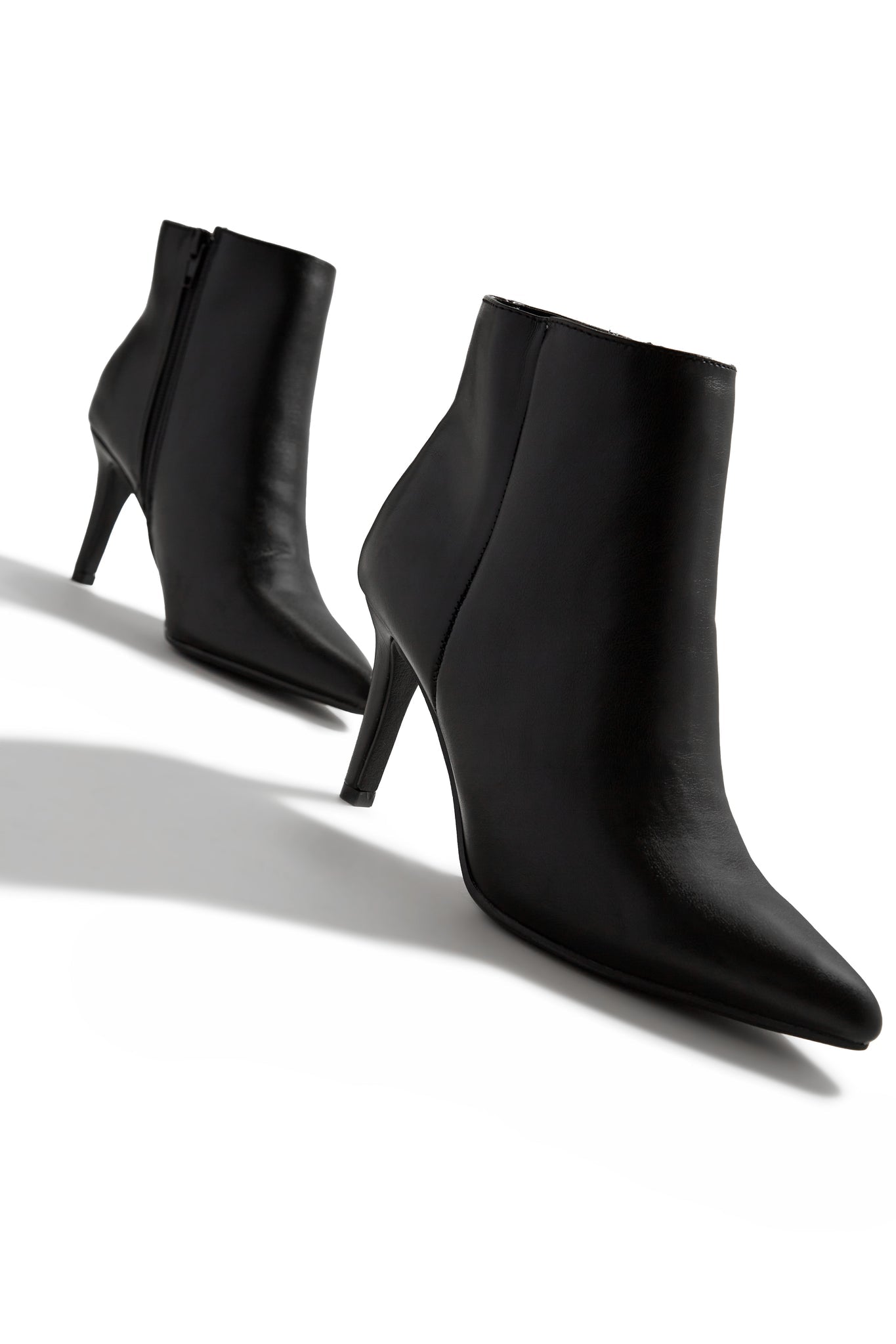 black-bootie-miss_lola_BV09262023_6_1024x1024_2x_19975cd4-38d8-4f17-bc82-5199f8d858fe.jpg